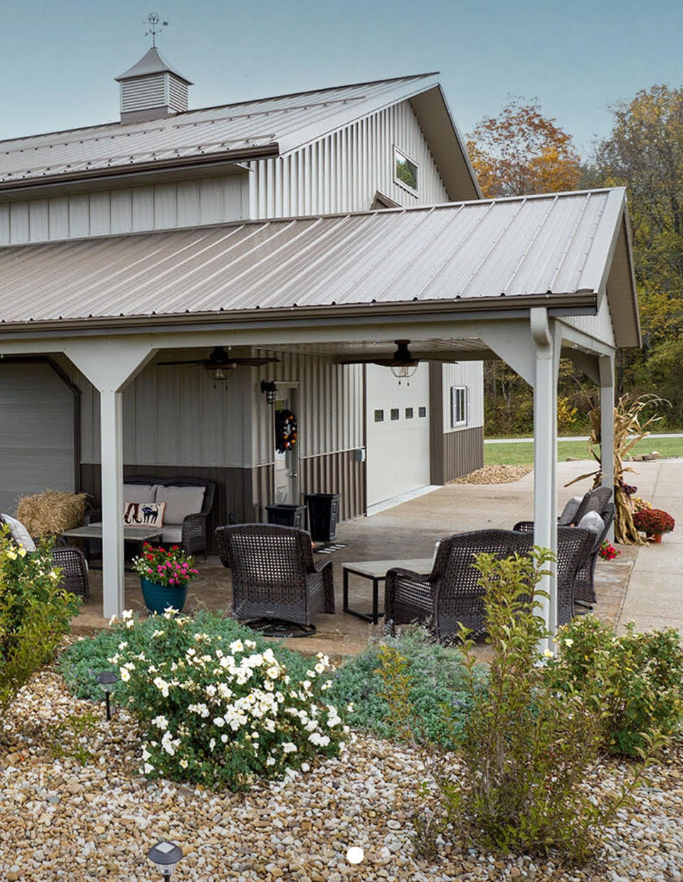 Garage with carport